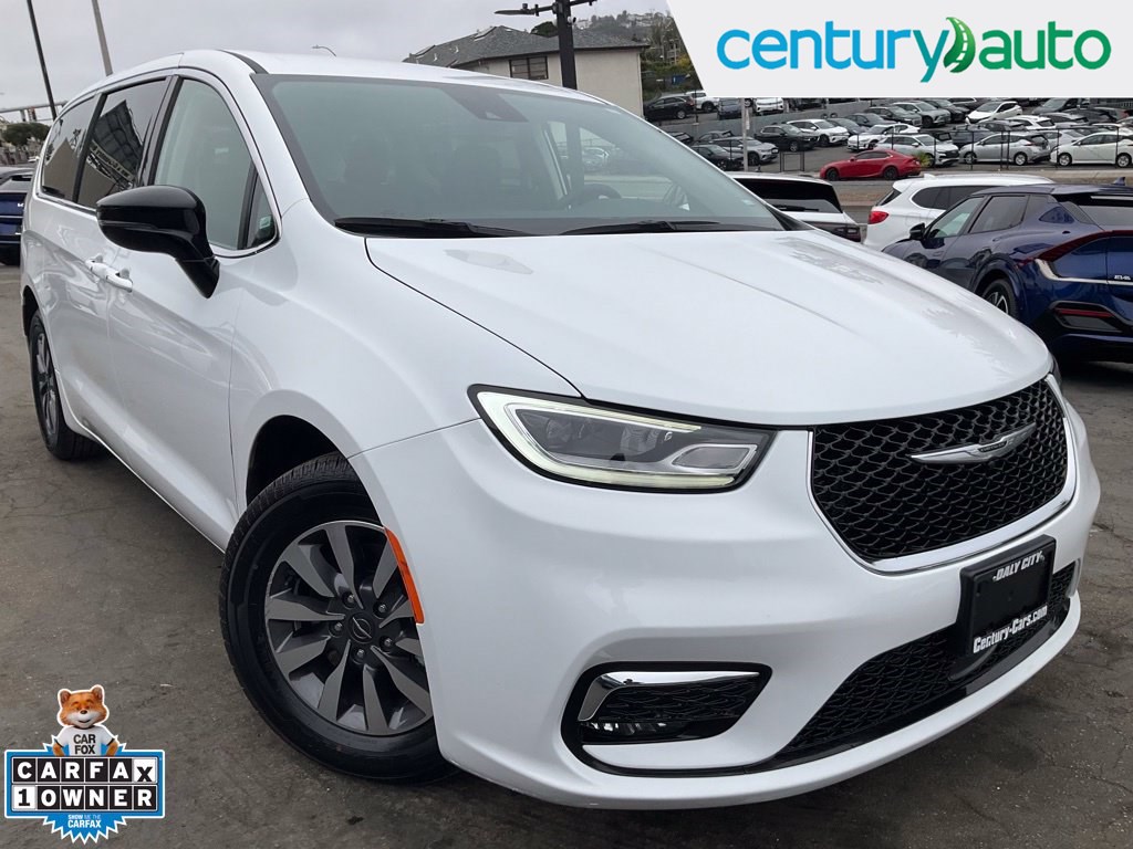 chrysler pacifica phev 2024 2C4RC1S70RR153804 image chrysler pacifica phev 2024 2C4RC1S70RR153804 image